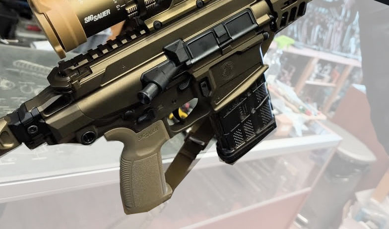 Pre-order: PROW MCX Spear XM5 M7 13'' GBB Rifle (ETA March, Save $80 ...